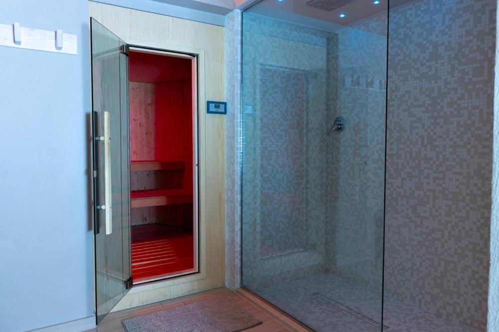 Hotel Giove Dipendenza Hotel Fiamma Cesenatico Luaran gambar