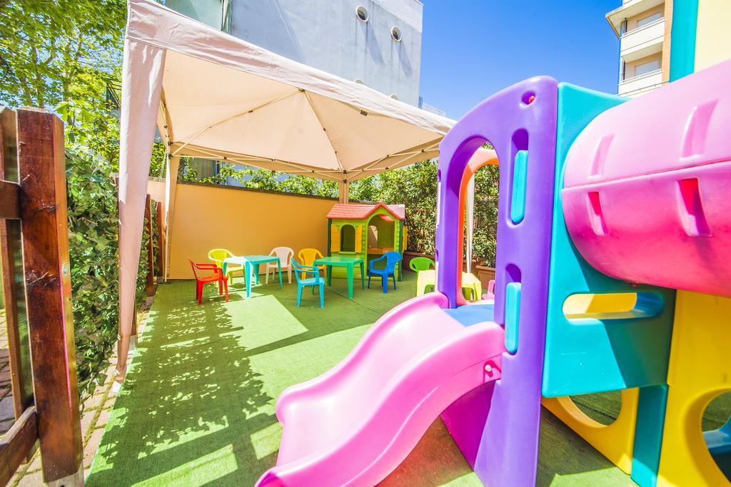 Hotel Giove Dipendenza Hotel Fiamma Cesenatico Luaran gambar