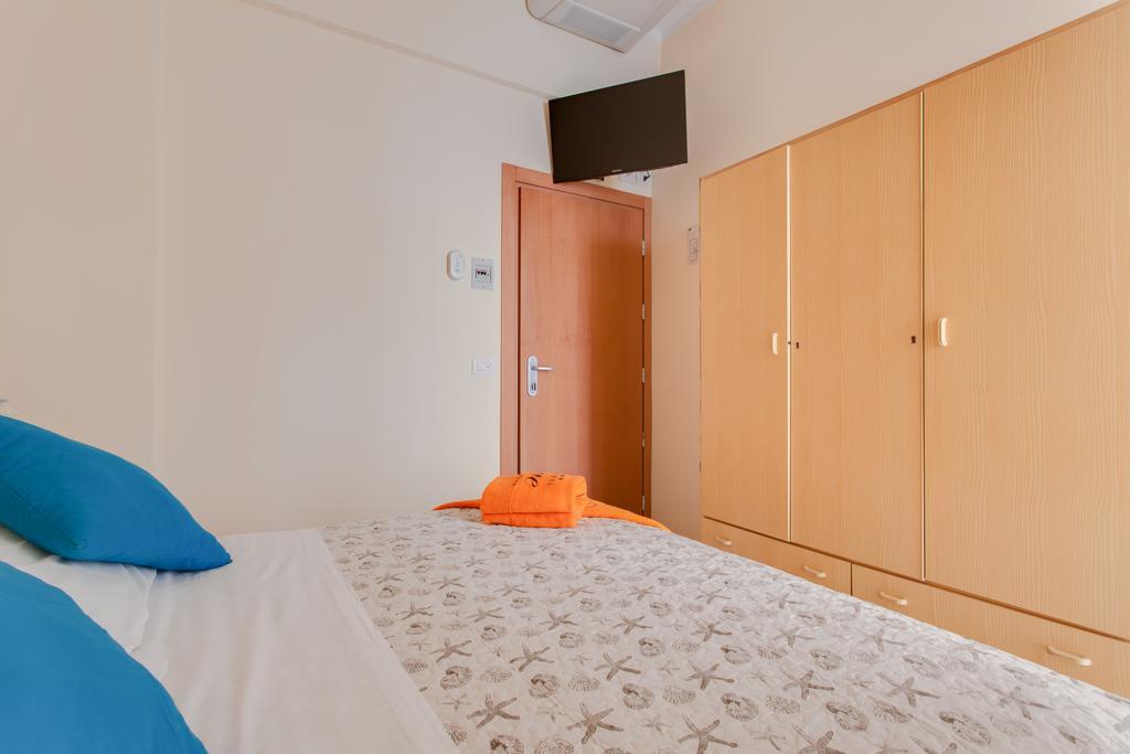 Hotel Giove Dipendenza Hotel Fiamma Cesenatico Luaran gambar