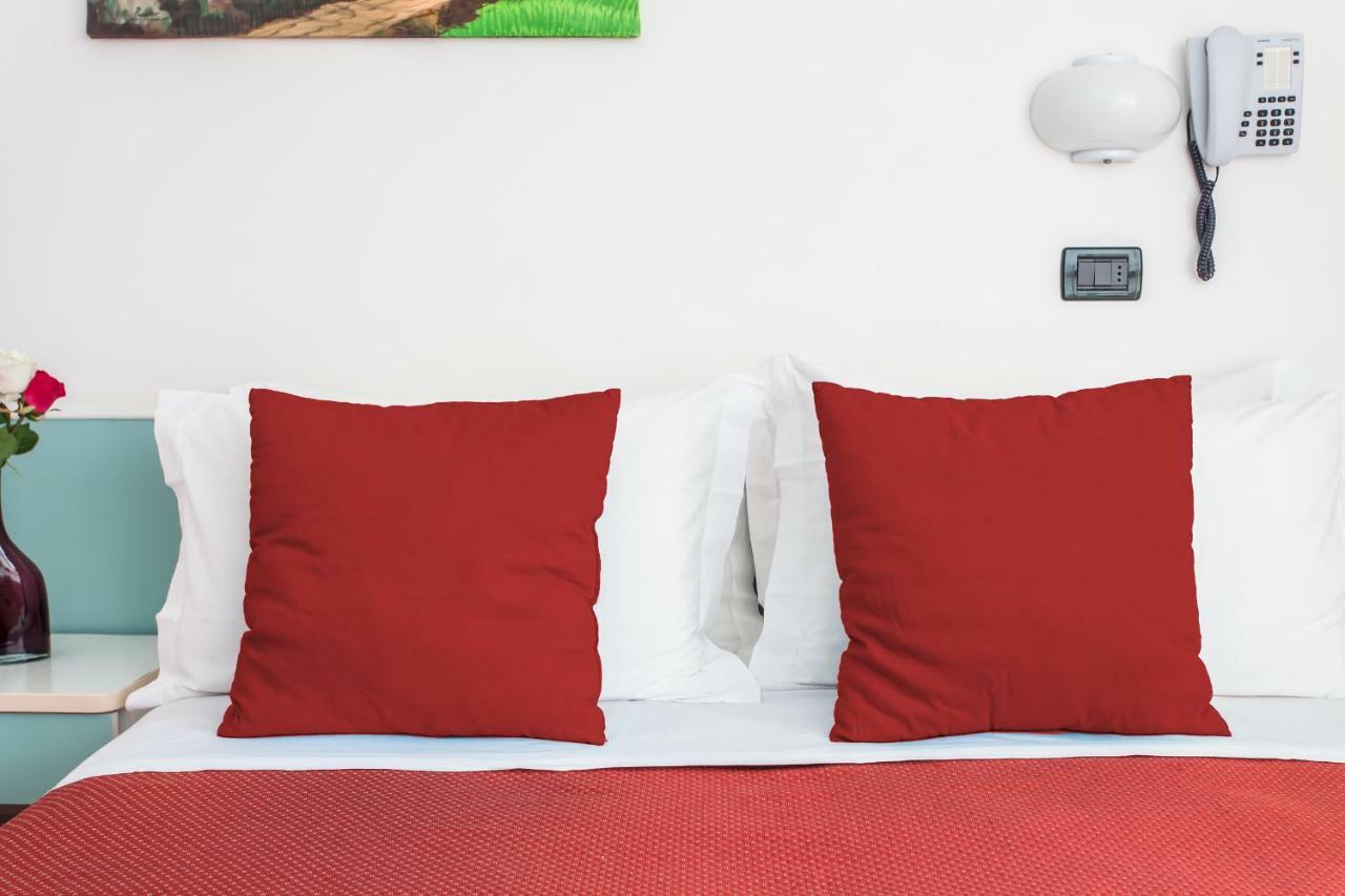 Hotel Giove Dipendenza Hotel Fiamma Cesenatico Luaran gambar